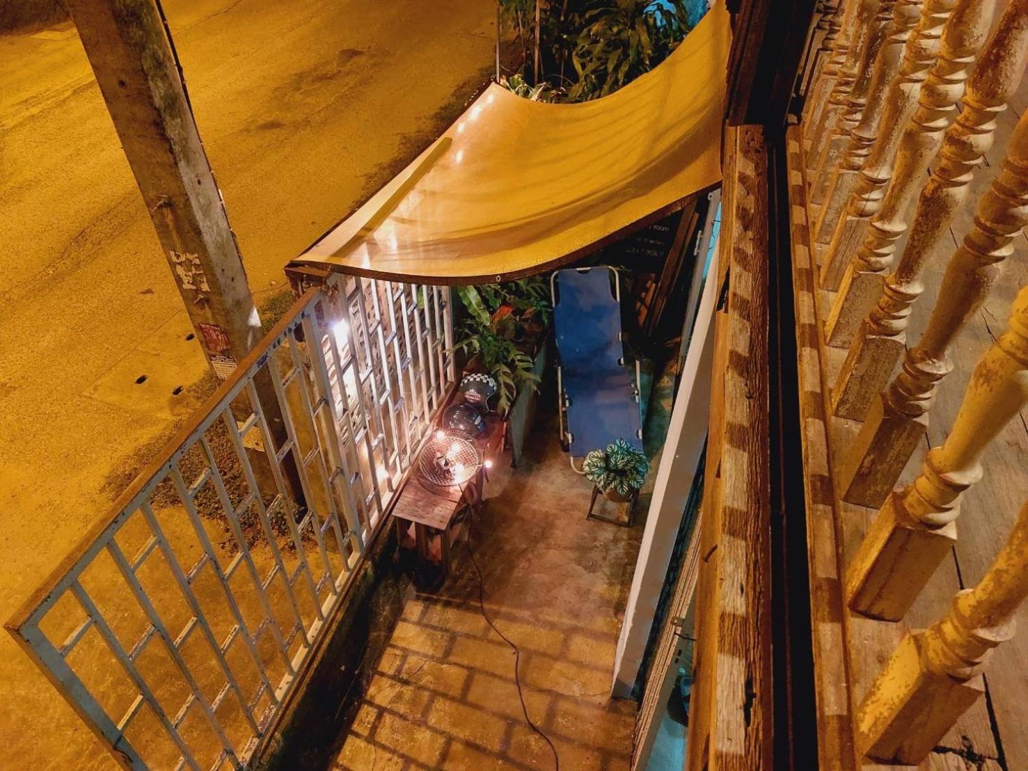 Hostelbed And Retreat Phitsanulok Exterior foto