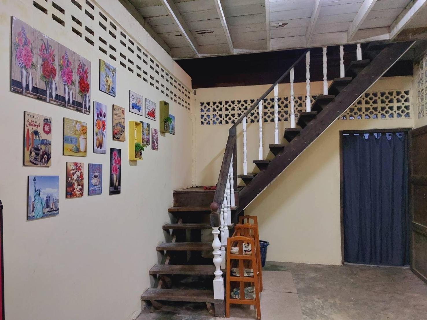 Hostelbed And Retreat Phitsanulok Exterior foto