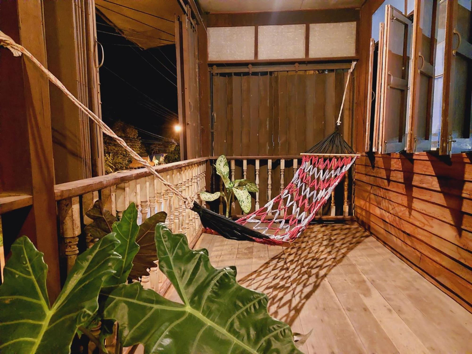 Hostelbed And Retreat Phitsanulok Exterior foto
