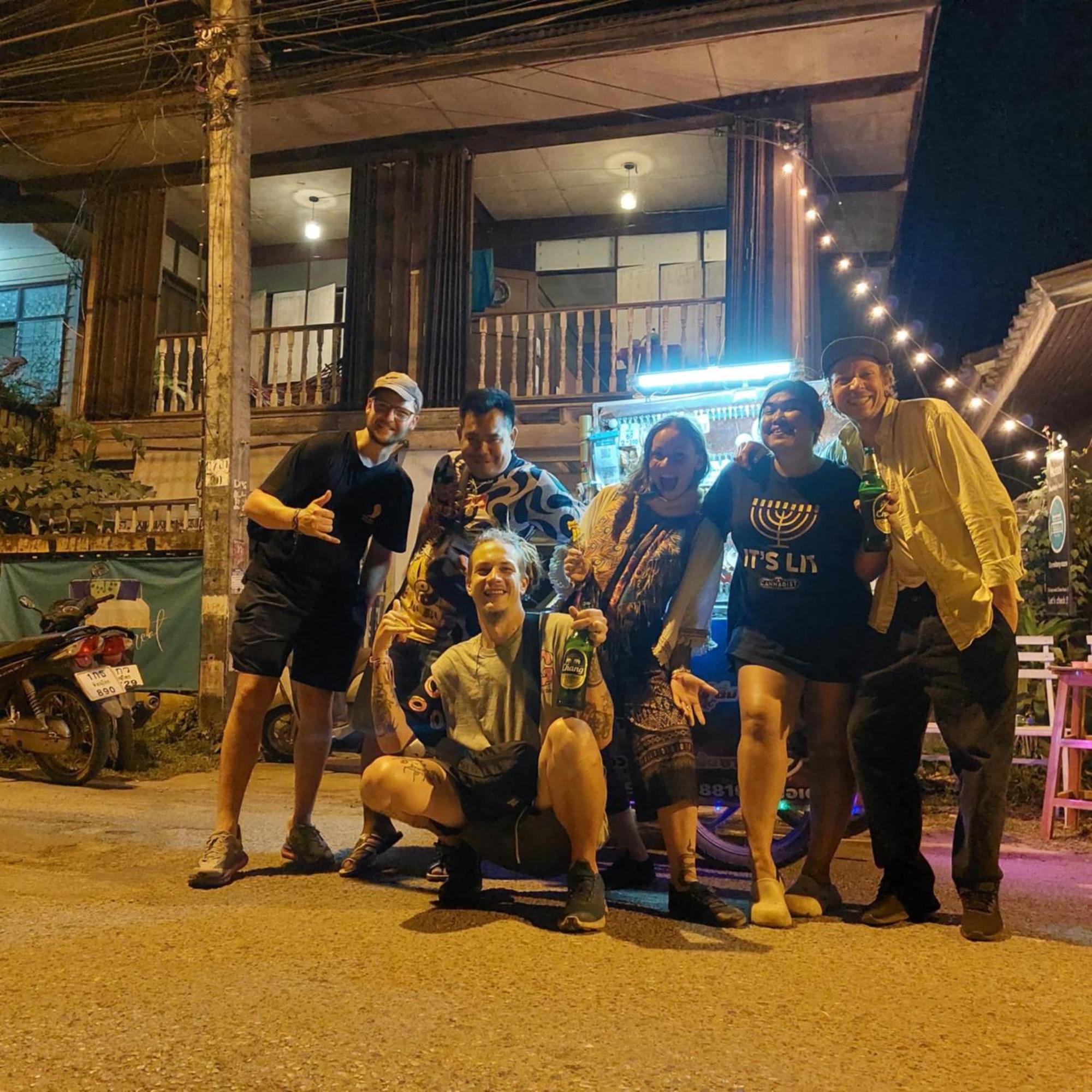 Hostelbed And Retreat Phitsanulok Exterior foto